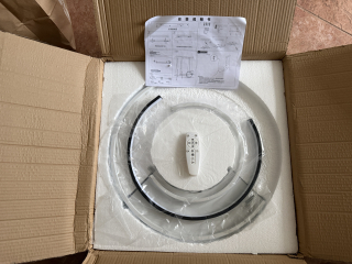 LED lampa 50x50x6 cm ar pulti meln-baltas krāsas